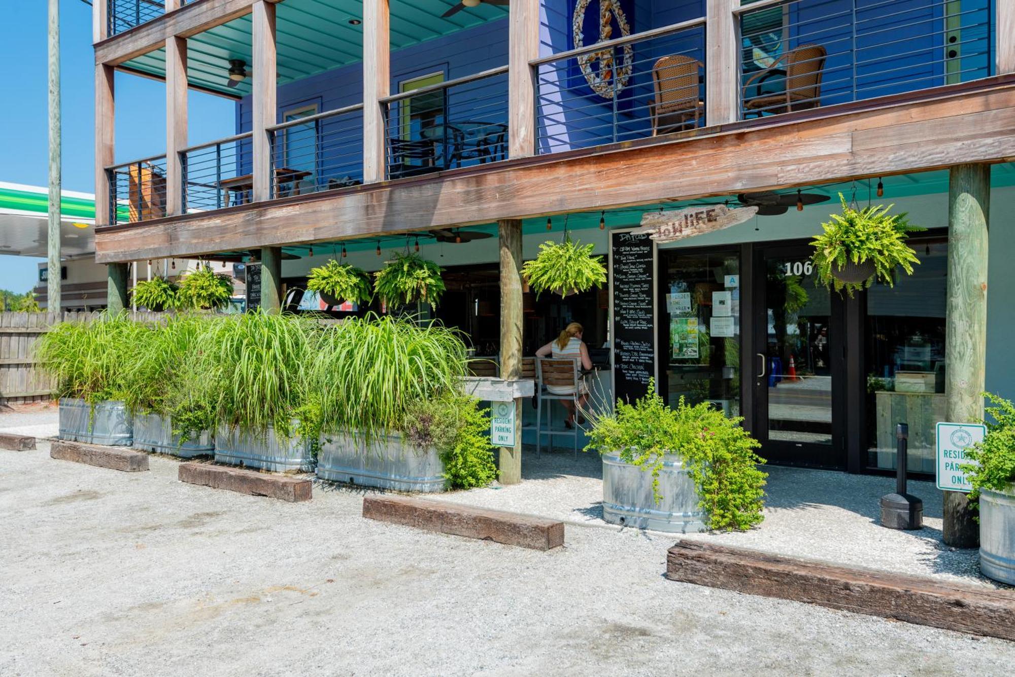 Folly Vacation Great Location, Super Cute & Spacious Apt B Folly Beach Exterior photo